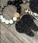 Leopard Tooth Keychain – Black or White Tooth Charm | Cute Dental Key Ring Gift for Assistants