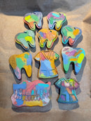 Dental Crayons – Tooth, Implant, Scrub Top & Denture Shapes | Dental Gifts | Dentist Assistant Gifts | Dental Office Fun