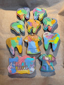 TDental Crayons – Tooth, Implant, Scrub Top & Denture Shapes | Dental Gifts | Dentist Assistant Gifts | Dental Office Fun